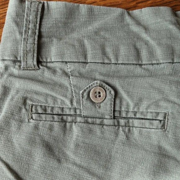 Volcom Shorts - Picture 8 of 10